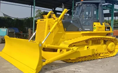 Bulldozer Komatsu: Solusi Andal untuk Proyek Konstruksi dan Pertambangan
