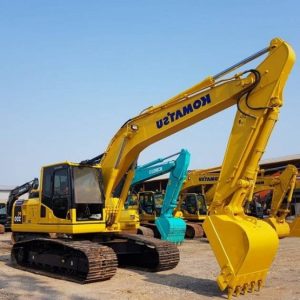 Rahasia Kekuatan Excavator PC 200: Berapa Banyak Ton yang Dapat Diangkat?